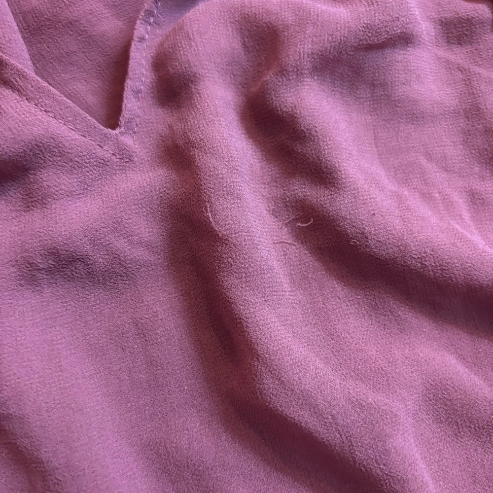 Universal Thread Mauve Ruffle Blouse - Picture 3 of 5